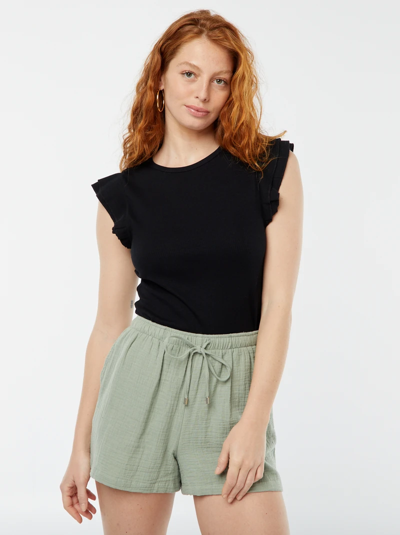 Short-sleeved ruffled women T-shirt-black